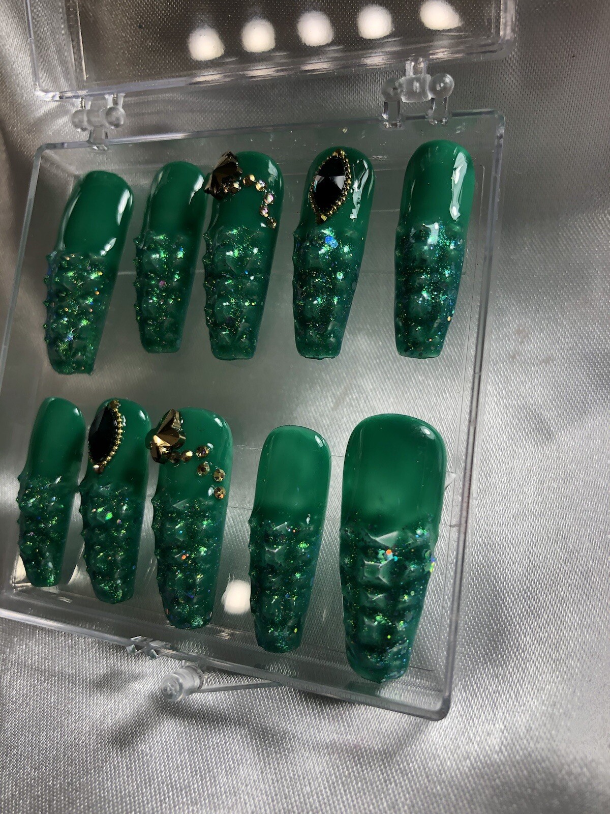 Z CLAWZ! New Design On The Nail Market! Looks And Feels Like Alligator Skin.