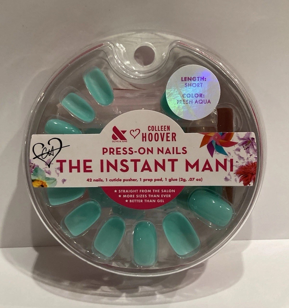 SOLD OUT OLIVE & JUNE X COLLEEN HOOVER INSTANT MANI PRESS-ON NAILS FRESH AQUA