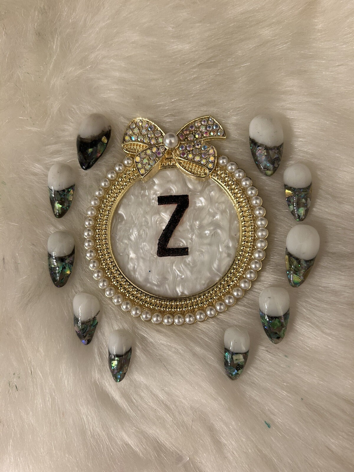 Z NAILZ! Handmade Med. Almond With Aurora Gel And Abalone Shells Press On Nails