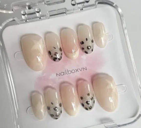 Nailboxvn Press-On Nails Beige/Black Glitter Animal Dot Almond Long Full Cover