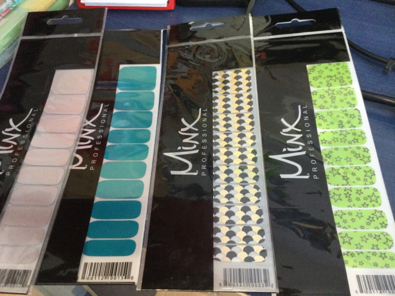 Minx nails