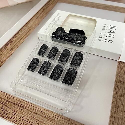 Black Press on Nails Medium Square Fake Nails Glossy False Black With Glitter