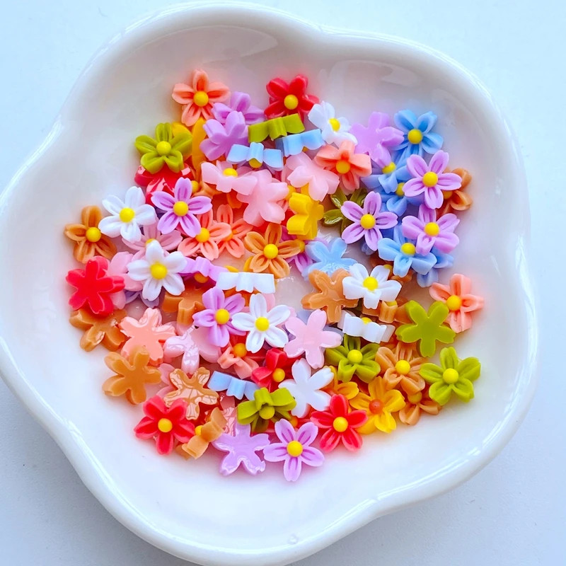 200Pcs New Cute Mini 8mm Flower Flat Back Resin Nail Enhancement Jewelry Craft