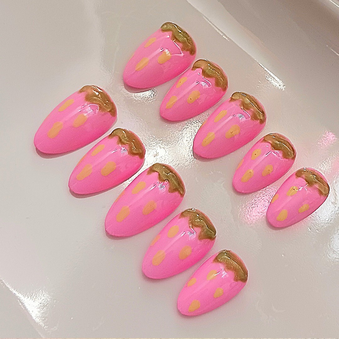 ✨️🎀Strawberry Pink Handmade Press on Nail Art Set 10pcs Size S Short Almond