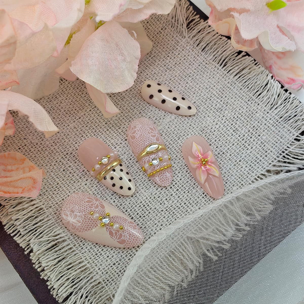 24Pcs Pink Flower Press on Nails Medium Almond Fake Nails 3D Pearl Gold Gems Rhi