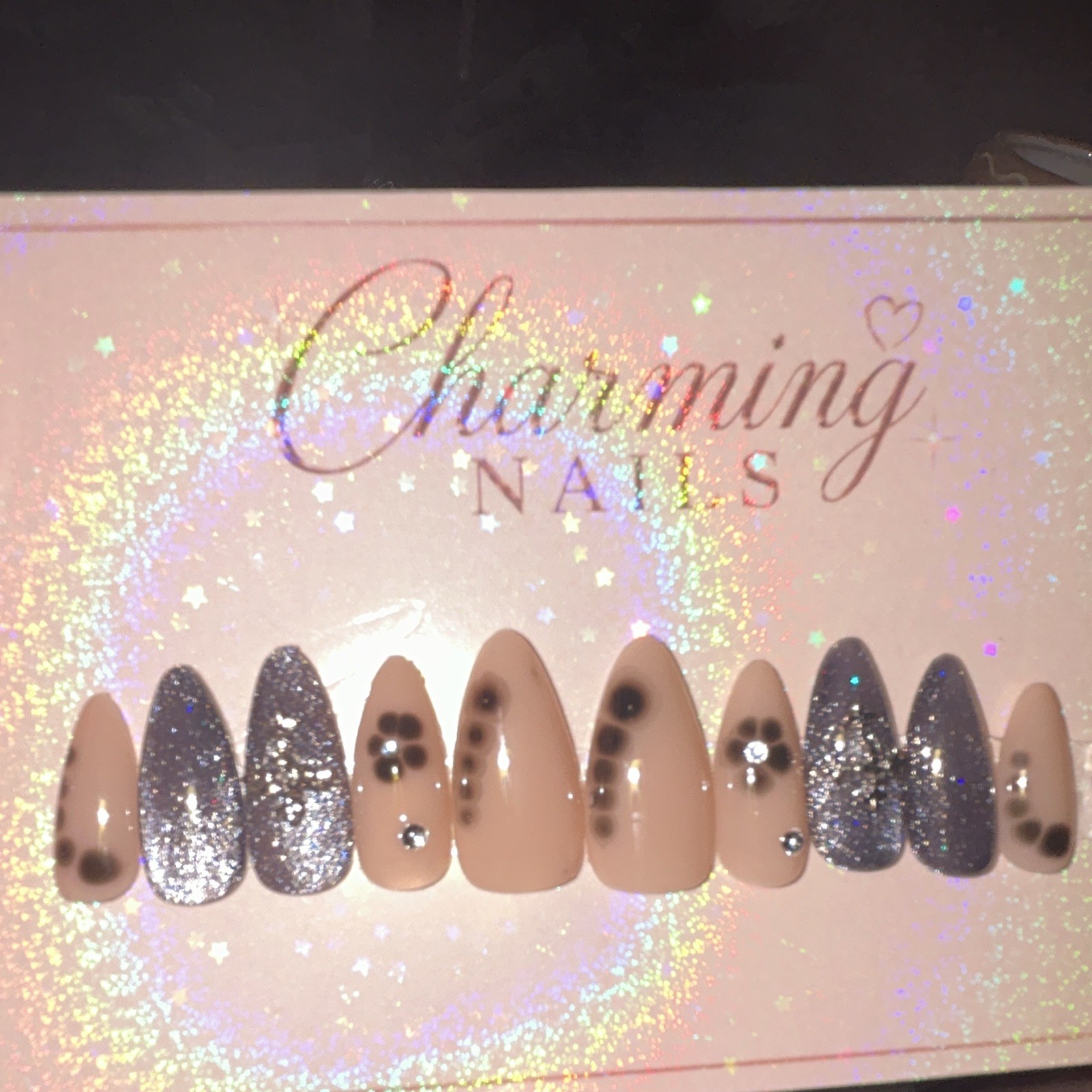 Charming Nails Press-On Nails Coffin Medium Acrylic Nude/Silver/Black Glitter