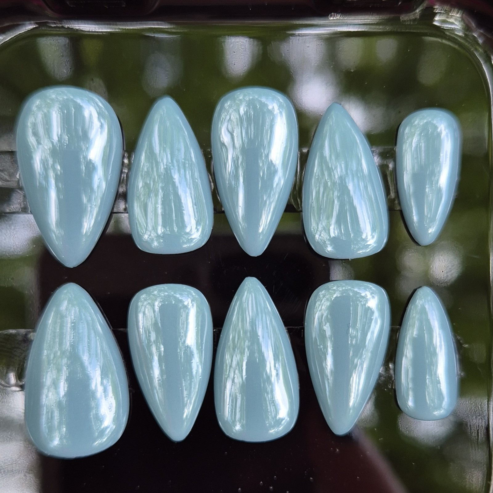Gray-Blue Shiny Almond Medium Press-On Nails Set Pre-Designed Full Cover