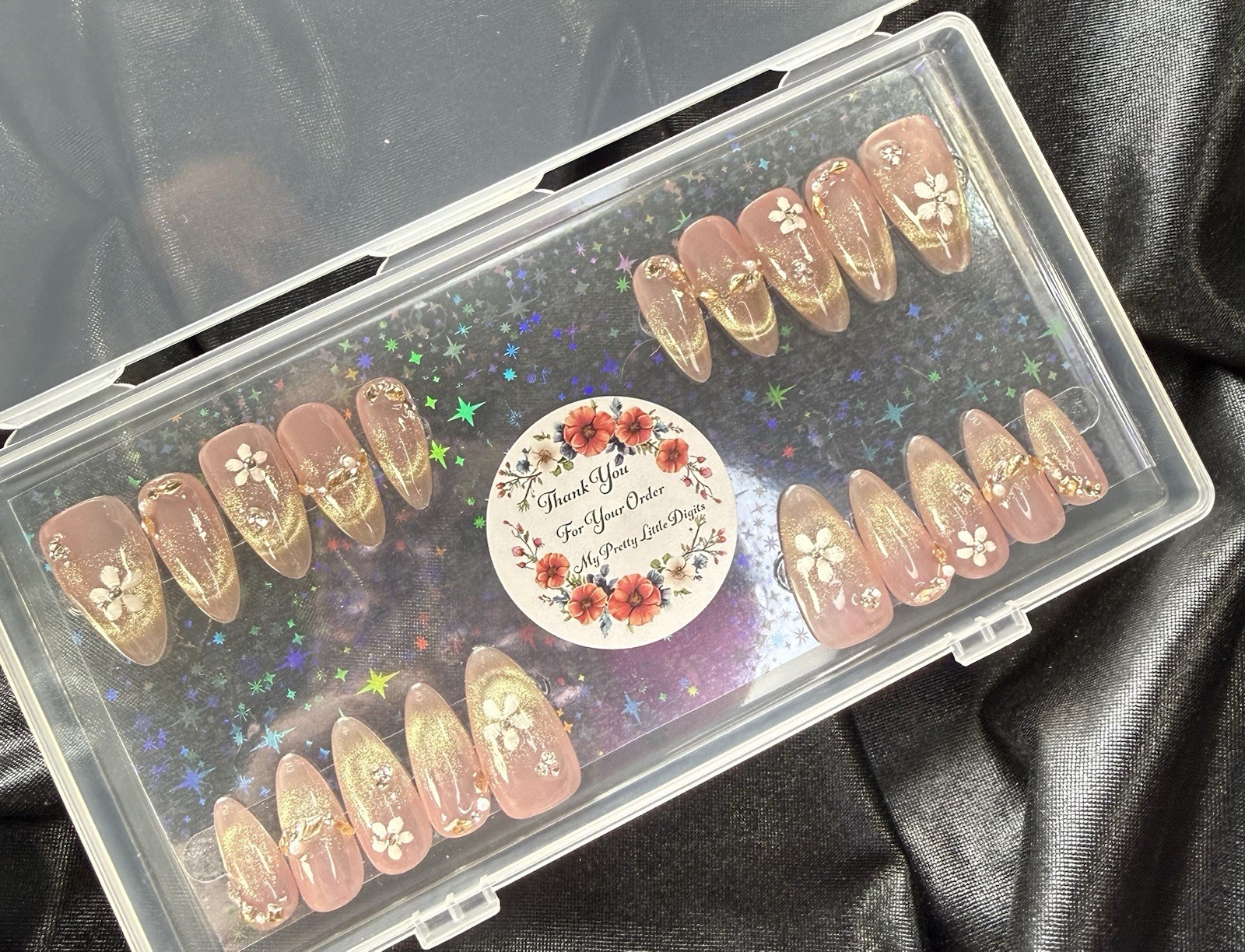 Handmade Press on nails, Magnetic Gold W/Flowers & Gems~Includes Free Gifts💝