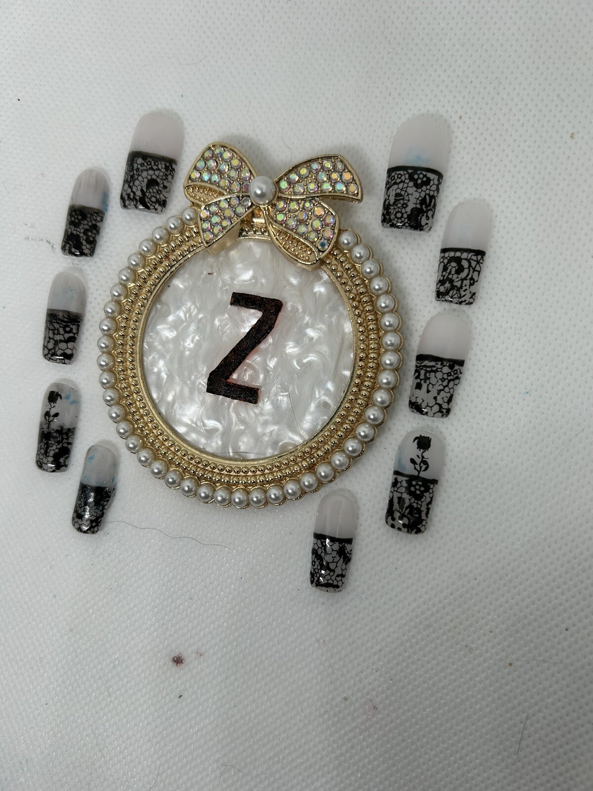 Z NAILZ! Gorgeous Handmade Milky White W/Black Lace Press On Nails