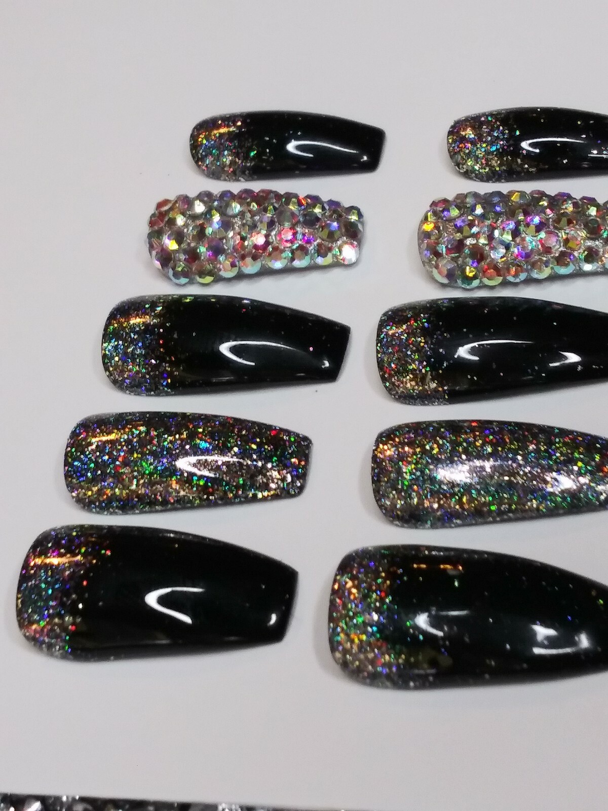 Black holographic glitter bling press on nails holo diamond crystal set short