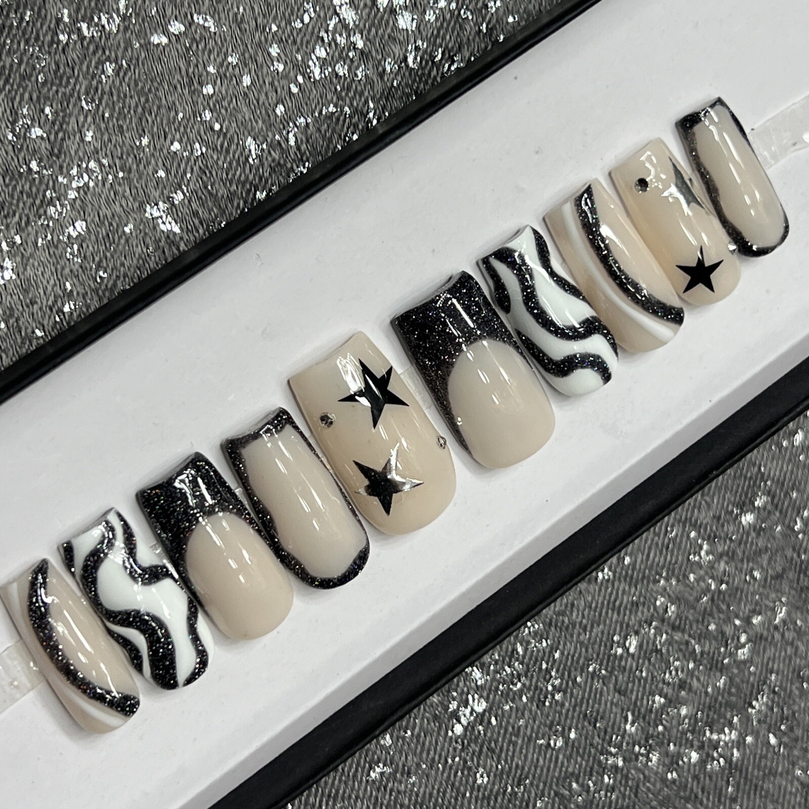 ✨ CUSTOM Hard Gel Press On Nails, Black White Nude Star W BLING 10p SET W Kit