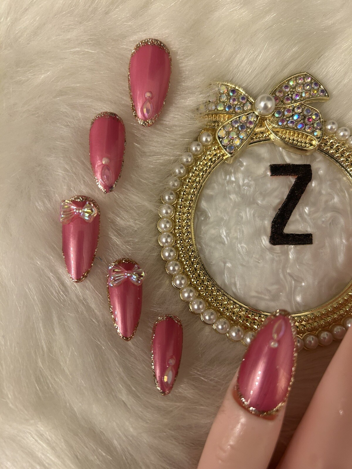 Z NAILZ! Gorgeous Set of Handmade Embellished Pink Med. Almond Press On Nails