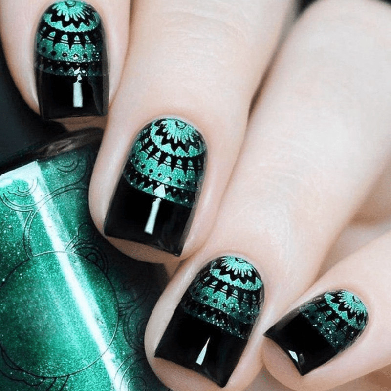 48 Pcs Green Black Lace Press on Nails, Short Square Glossy Stylish Fake Nails