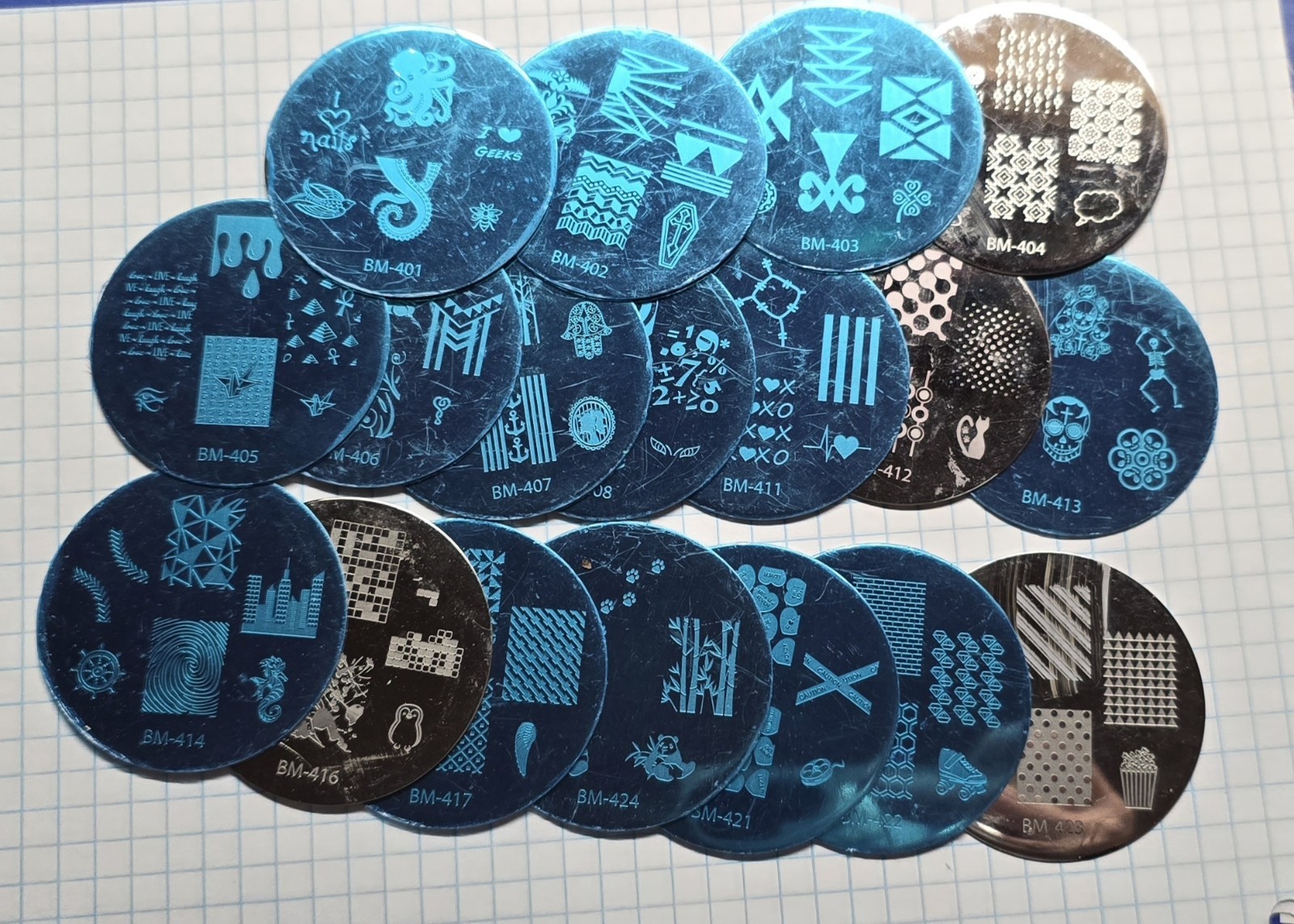 Bundle Monster Maniology Nail Stamp Round Plates Destash Lot 400 Series