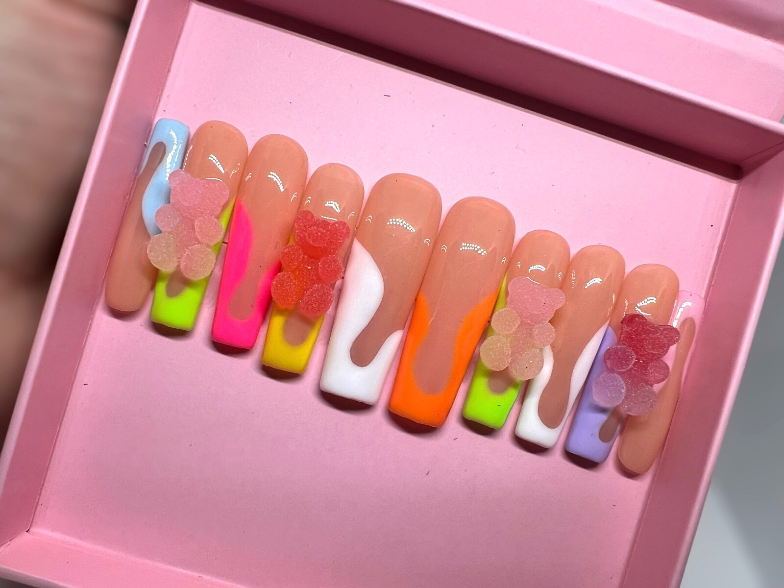 Luxurious Handmade Acrylic Press On Nails – C5 – High Quality & Reusable