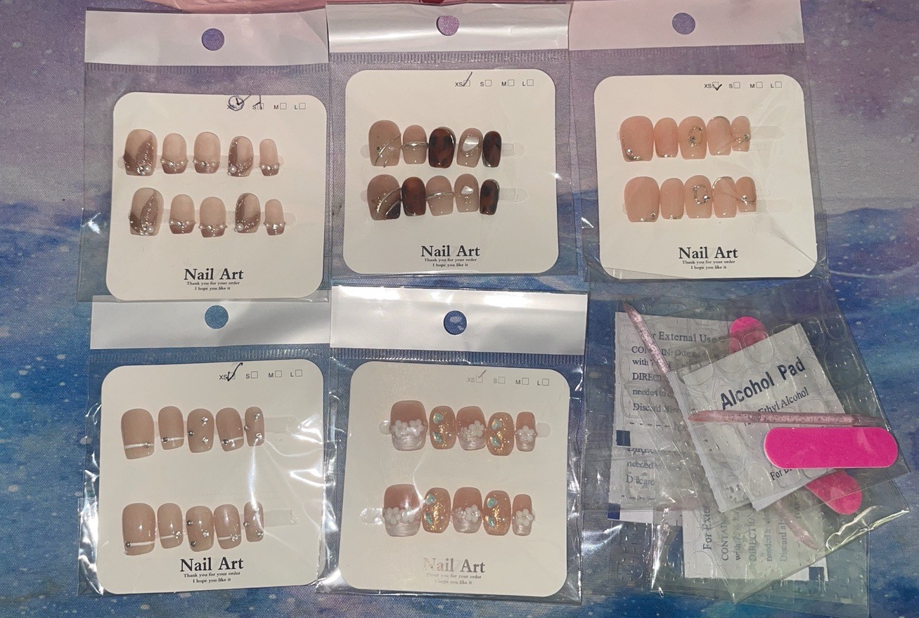 Handmade Nude Rhinestone design Press-On Nails Short Square Size XS Reusable #1