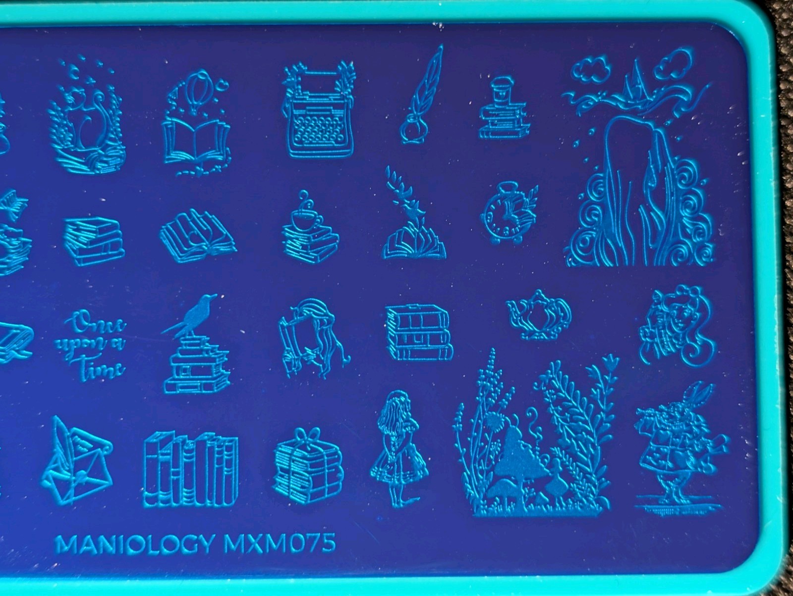 Maniology MxM 075 & 076 Literary Classics And Romances Nail Stamping Plates