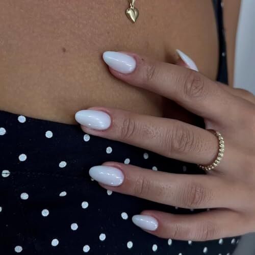 Pure White Press on Nails Short Oval,Round Fake Nails For oval white