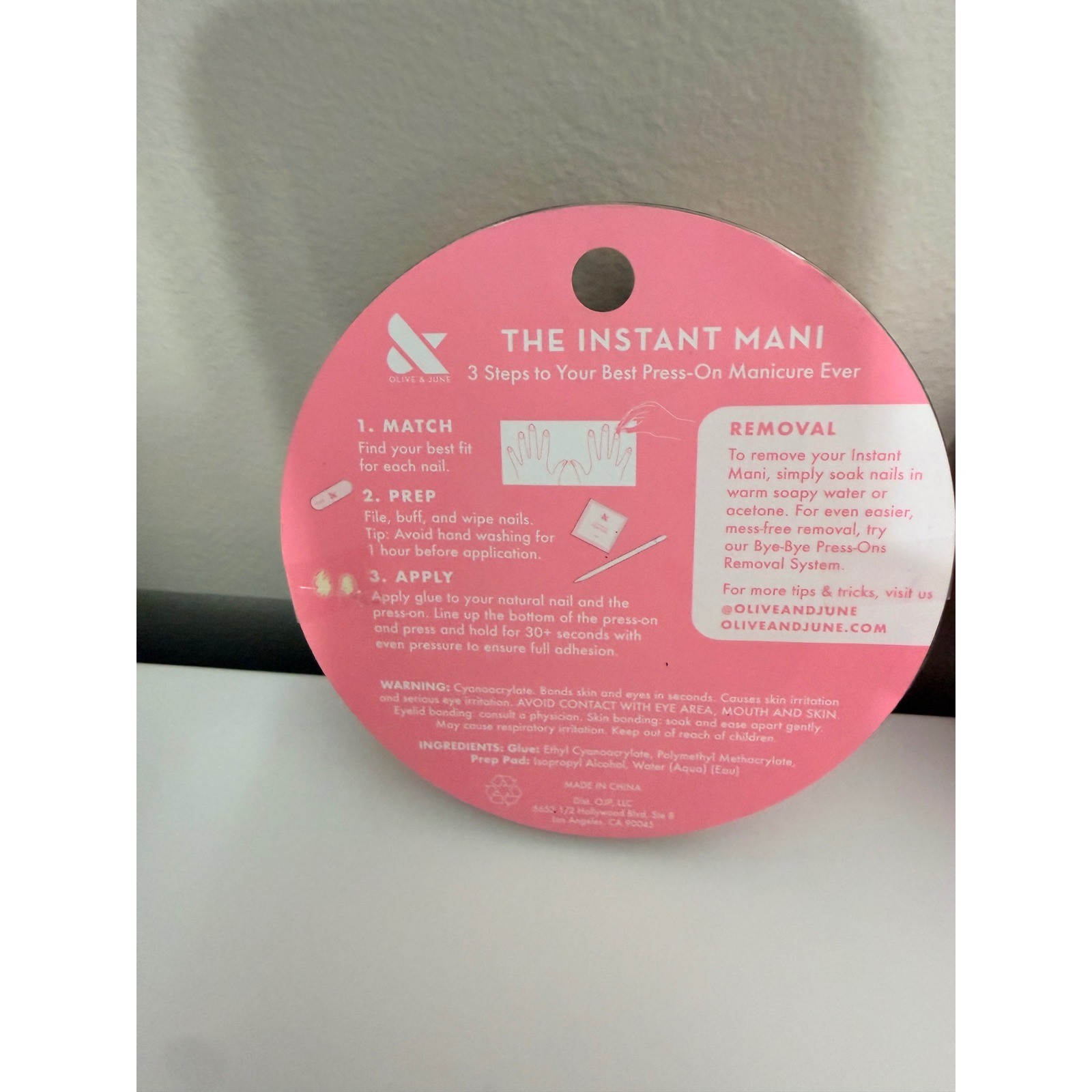 Olive & June Press-On Nails Womens OS Pink Goldfish Medium Oval 2pk NWT