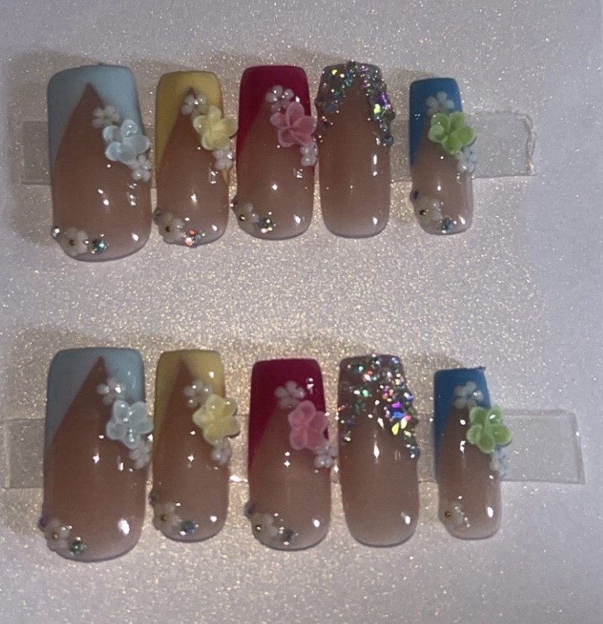Nude 3D Glitter Shiny Press-On Nails, Short Square Full Cover Floral Set