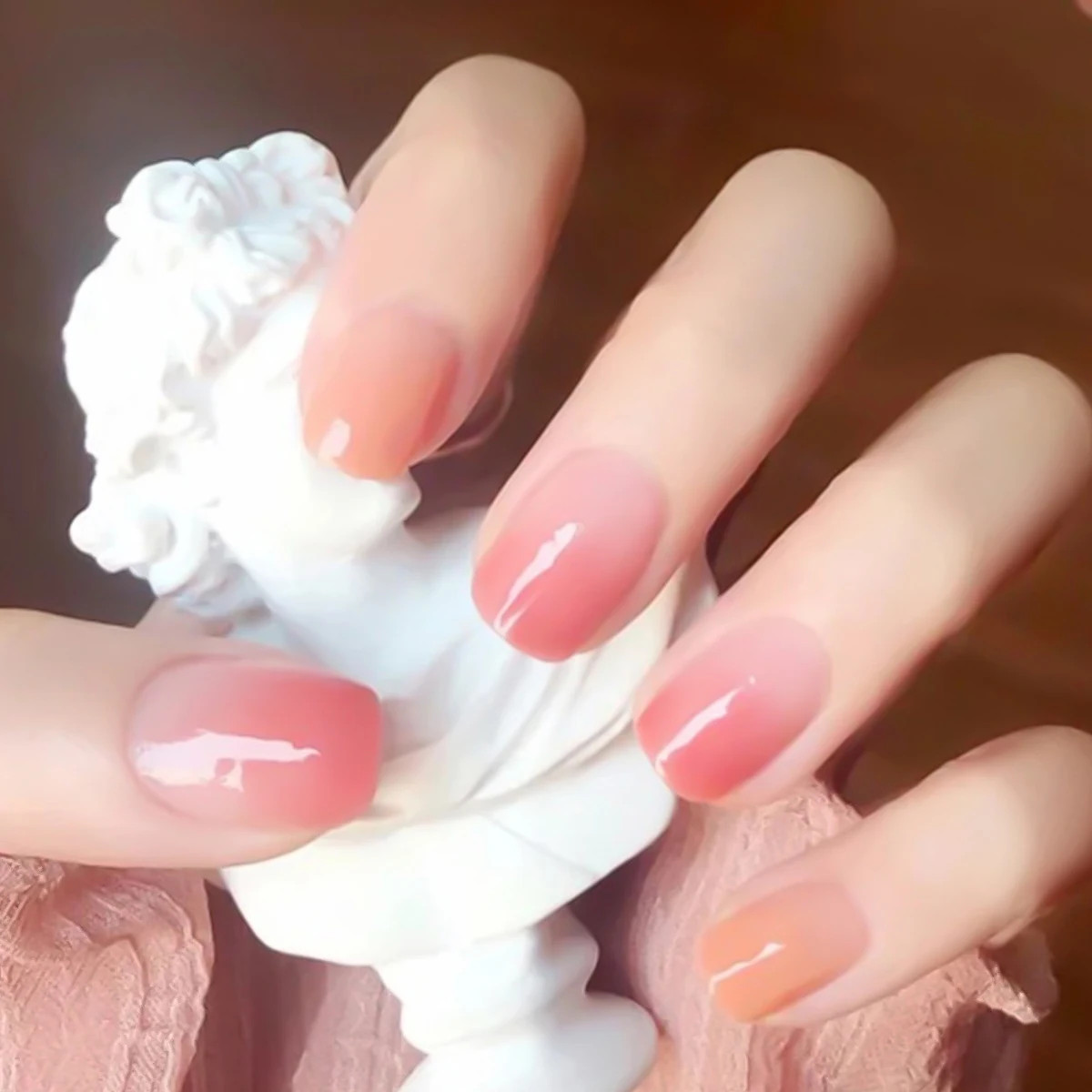 Sweet Gradient Pink Fake Nails Round Head Korean Style Press On Nails 24pcs