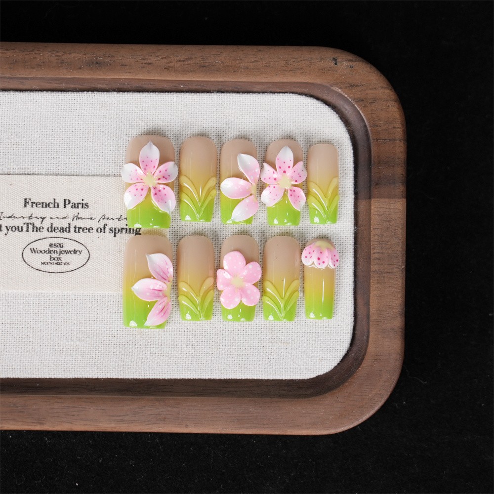 Handmade Green Nude Floral Press on Nails Gradient 3D Flower Trendy Fake Nails