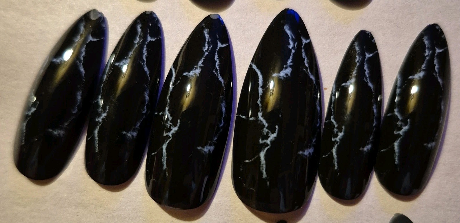 24 Nails Glossy, Matte, Flame, Marble, Amor Long Almond Shaped Black Pink White