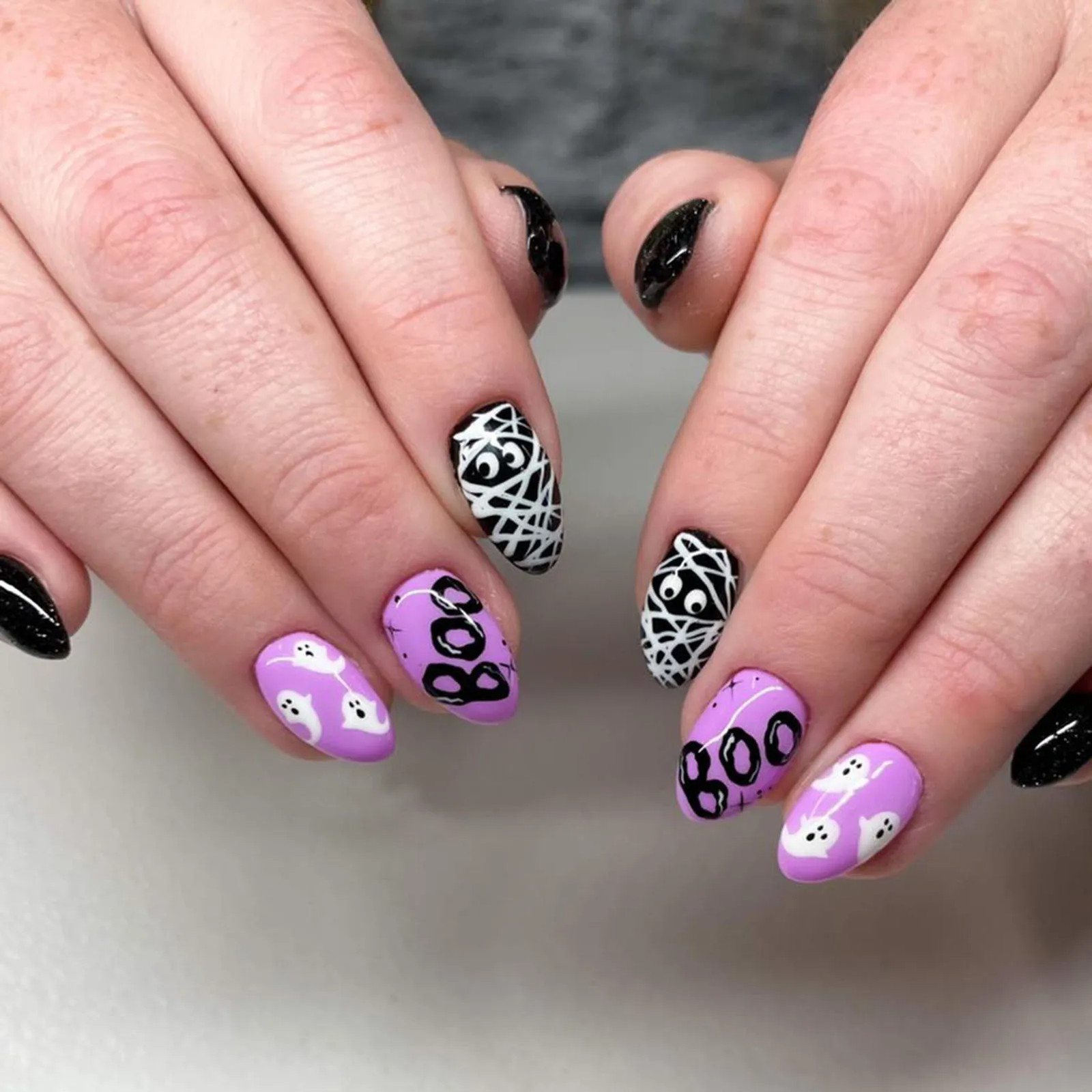 24pcs Halloween Spider Gothic Short Round Press On Nails