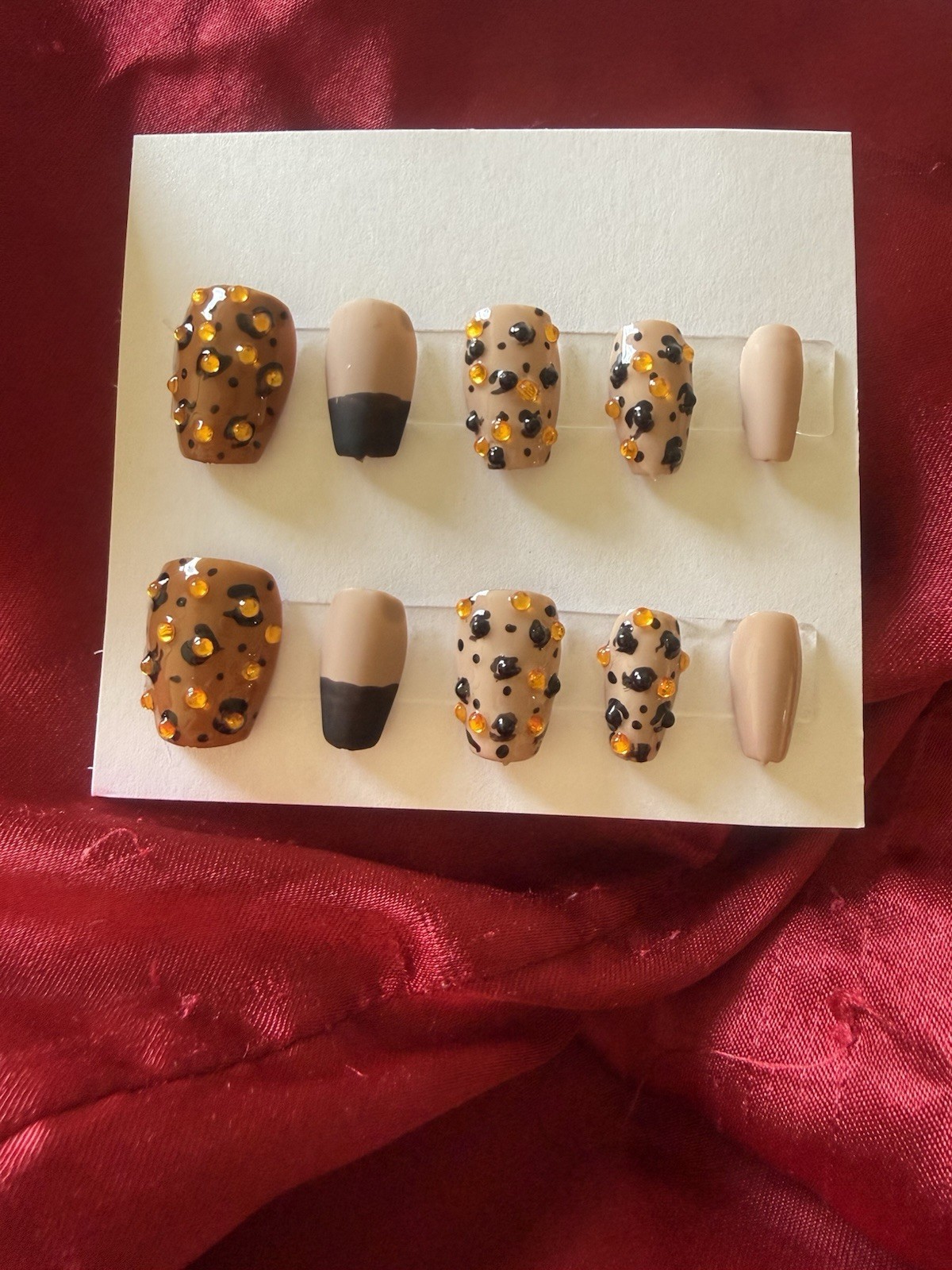 Square Medium Pre-Designed Press-On Nails Beige Brown Black Gold Shiny Leopard