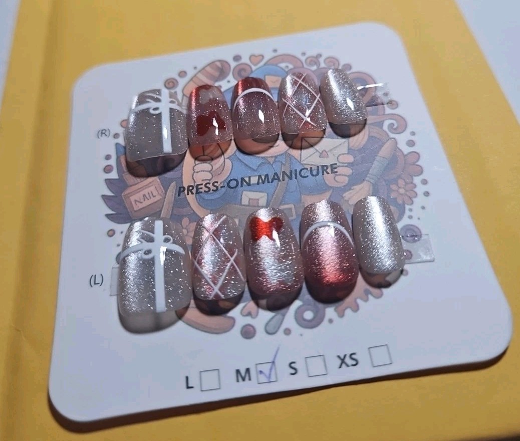 Press-On Manicure 10PCS Medium Round Brown, Red & White Nails