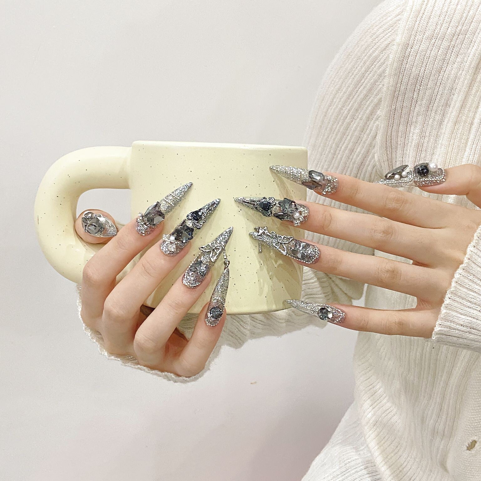 Long Style press on nails with medium size
