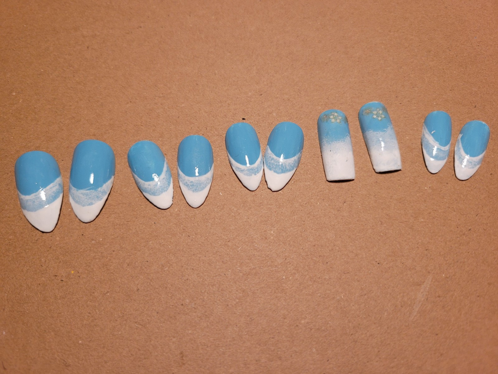 Press-On Nails Nails| Kawaii Blue/White French| Shape Almond| Size Medium| Reusa
