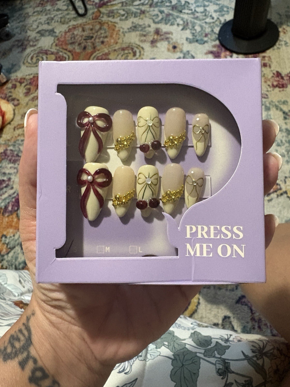Free Shipping Press On Nails Burgundy And Gold Cherry Bows Long Almond