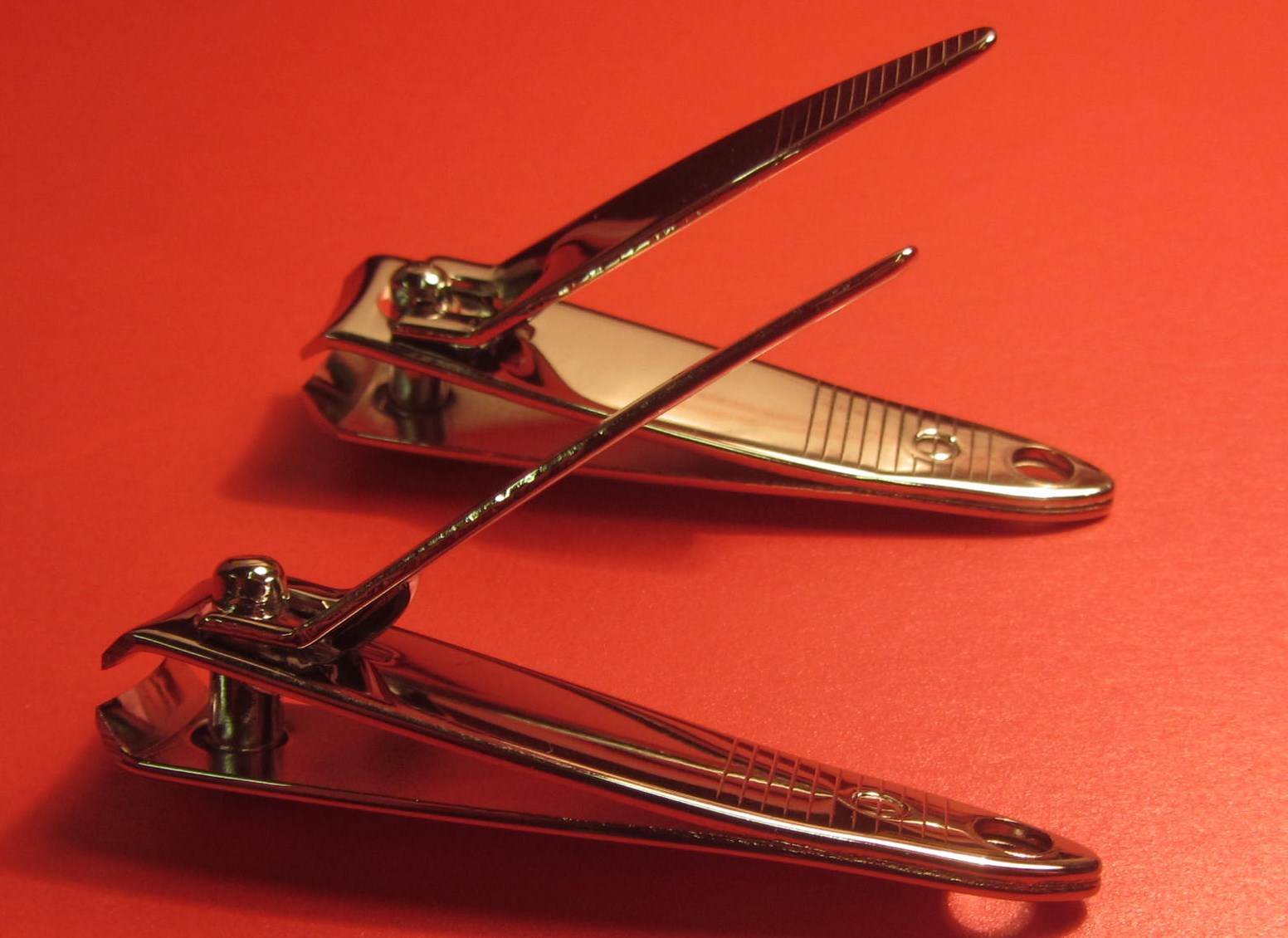 NAIL CLIPPER SMALL X 2 EXCELLENT QUALITY BARGAIN-BUY1 GET 1 FREE