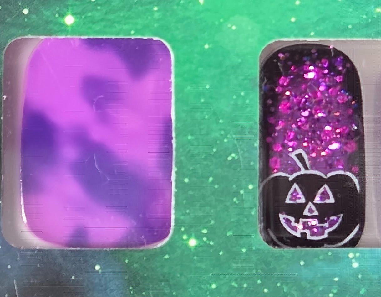 DASHING DIVA GLOSS Ultra Shine Gel Palette HALLOWEEN ‘CAULDRON SMOKE’ Nail Strip