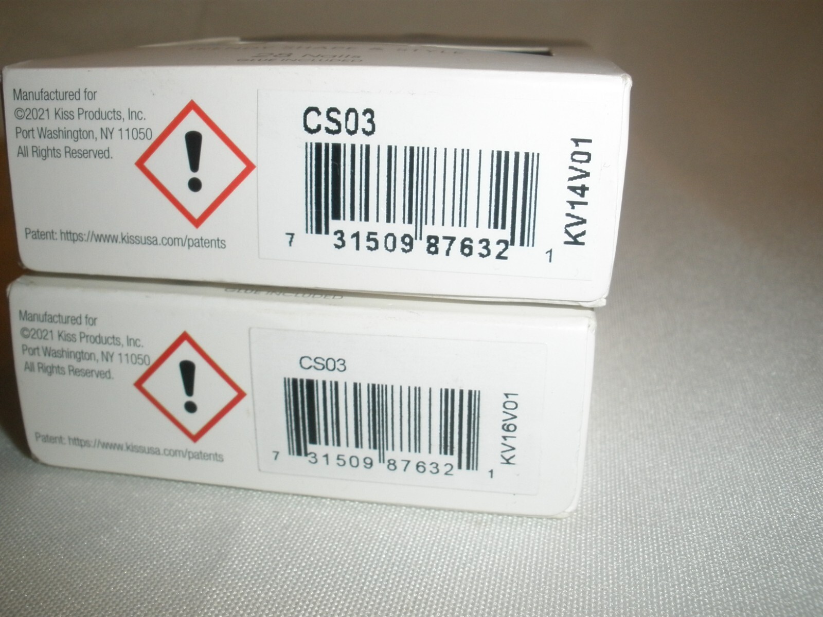 New Lot of 2 KISS Classy S French Tip Nails CS03