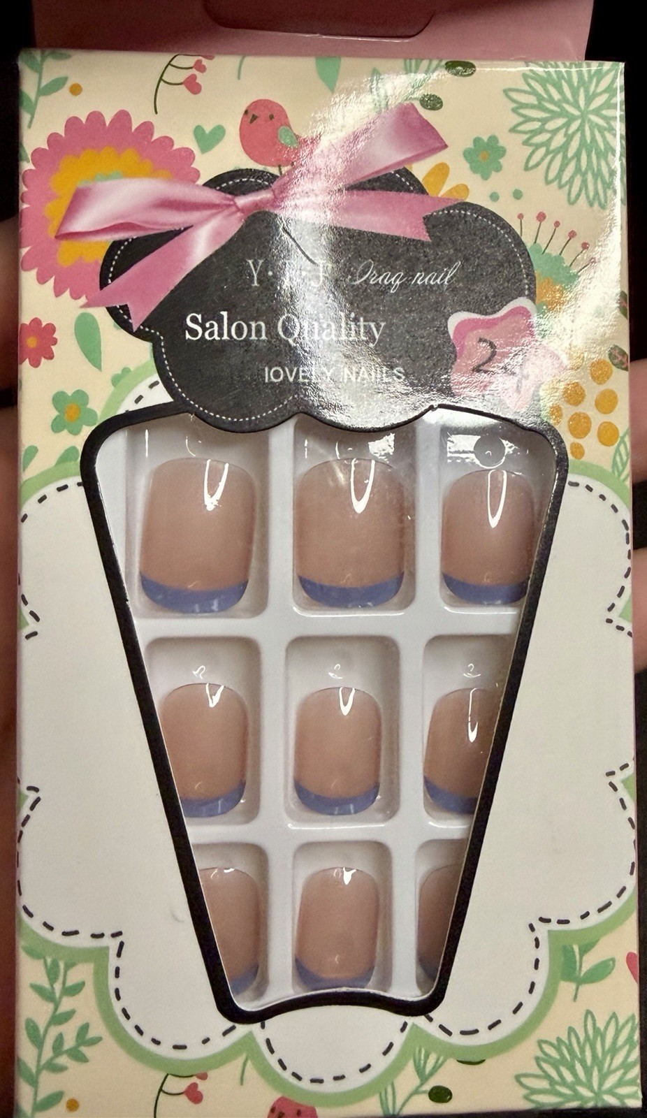 Short nail bundle. 4 sets, multiple sizes in each set. Brush on glue.