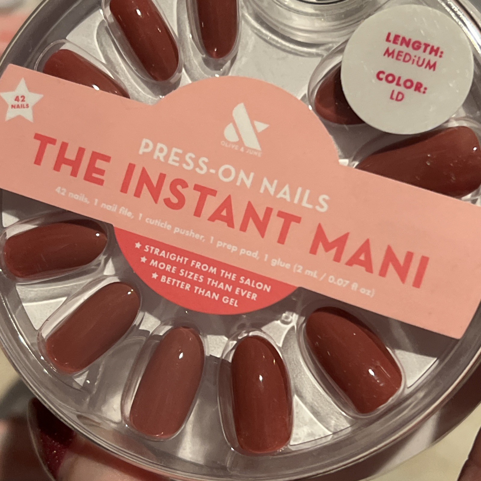 Olive & June Press-On Nails, The Instant Mani Medium LD 42 Pack