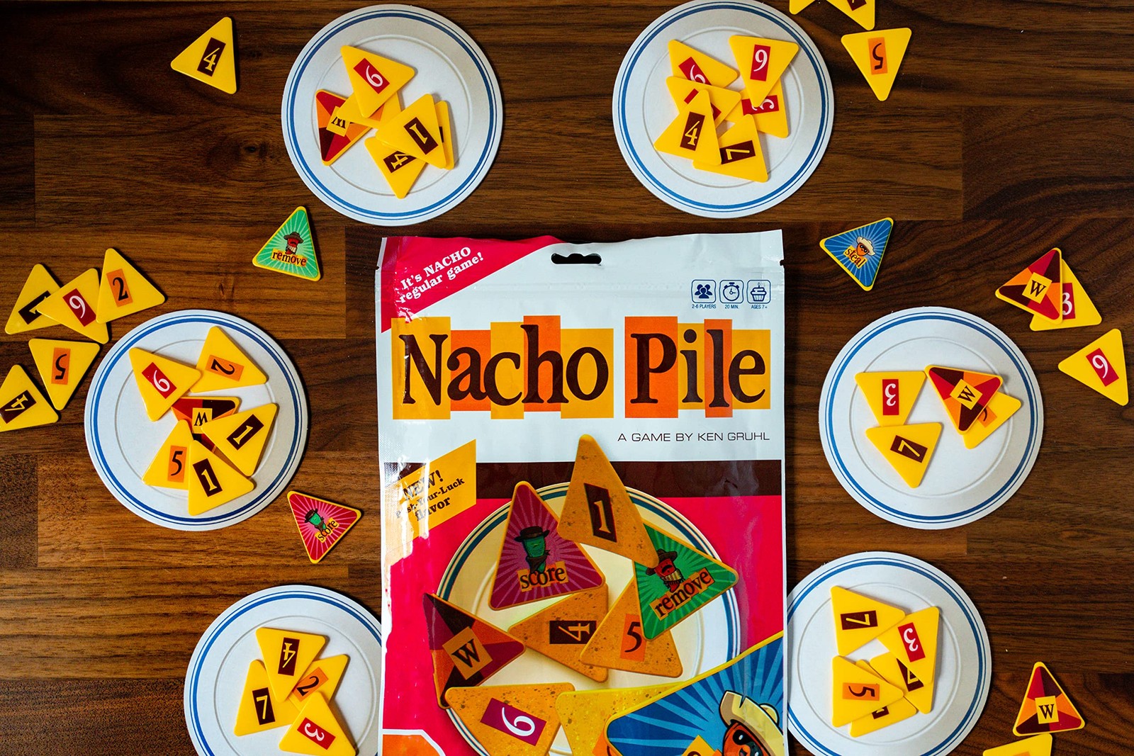 Nacho Pile Party Game – Fast-Paced 30 cm x 30 x 0.1 inches, Multicolor
