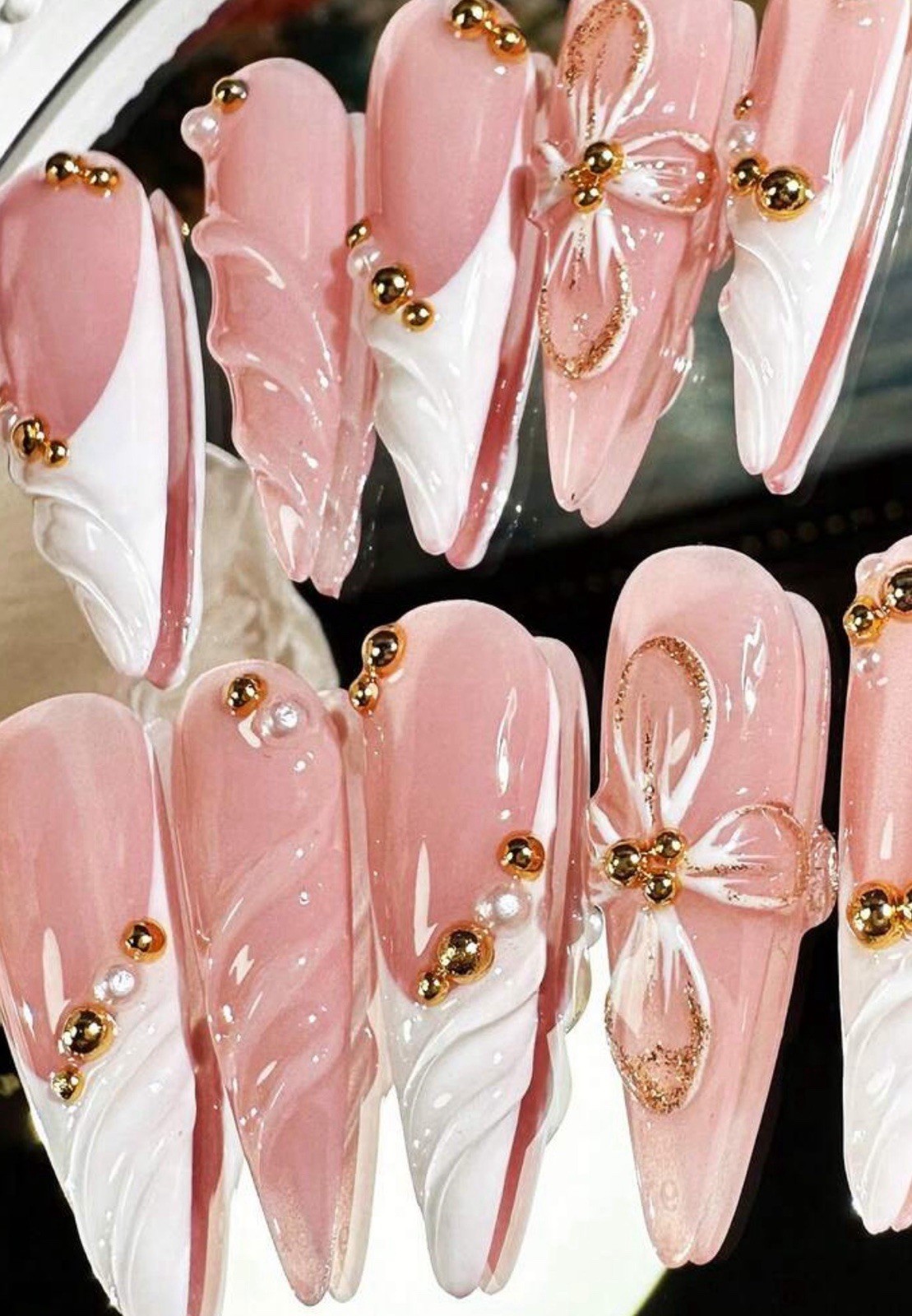 ENEN Medium Almond Pink White Gold 3D Flower Press-On Nails Self-Adhesive