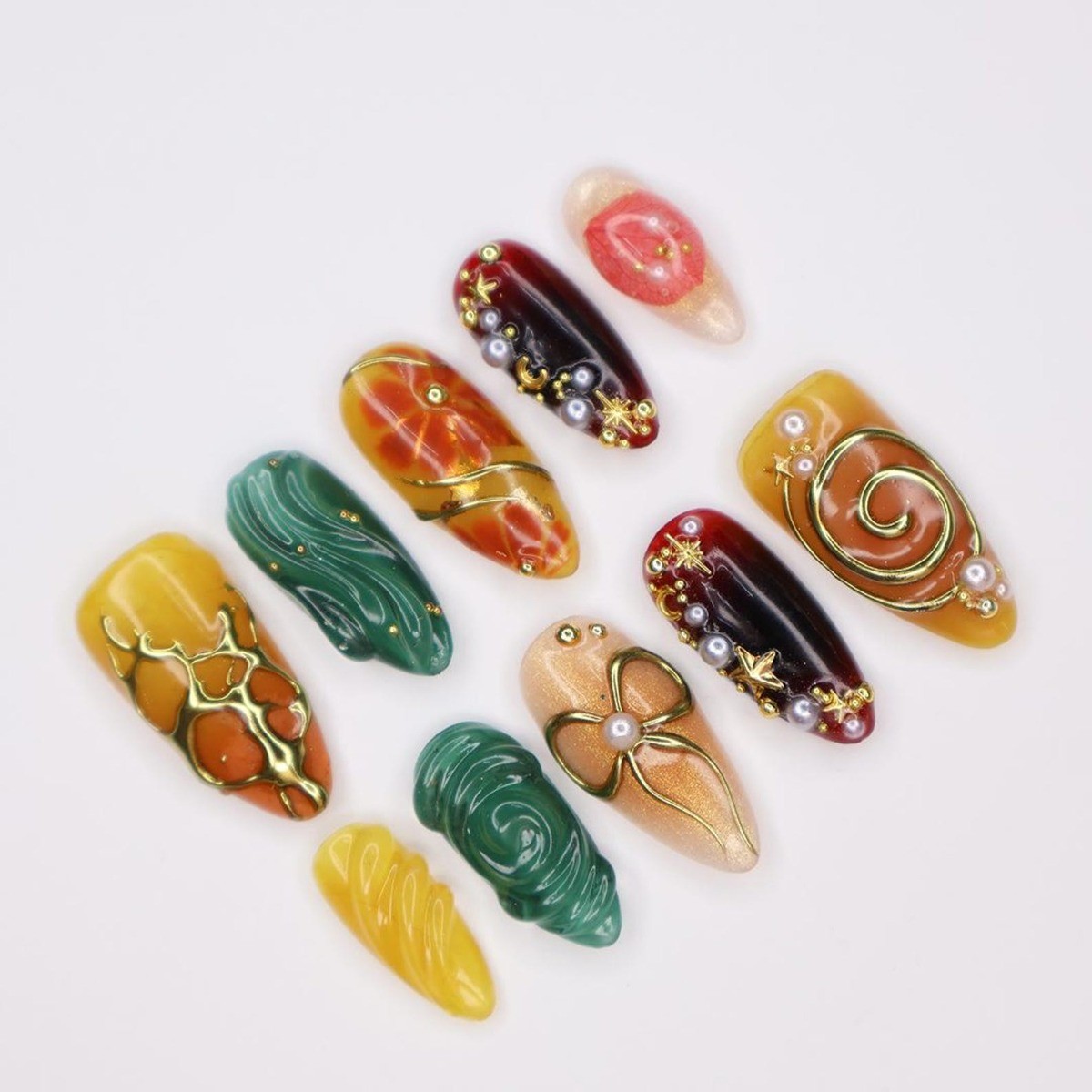 Yellow Green Handmade Press on Nails Gold Line Bow Pearl Star Trendy Fake Nails