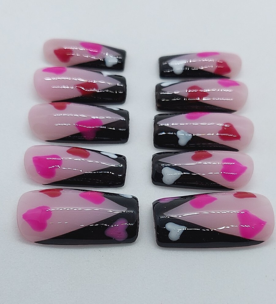 Black French Red Pink White Heart Press on Nails, V-Cut Nails, Nude Base French