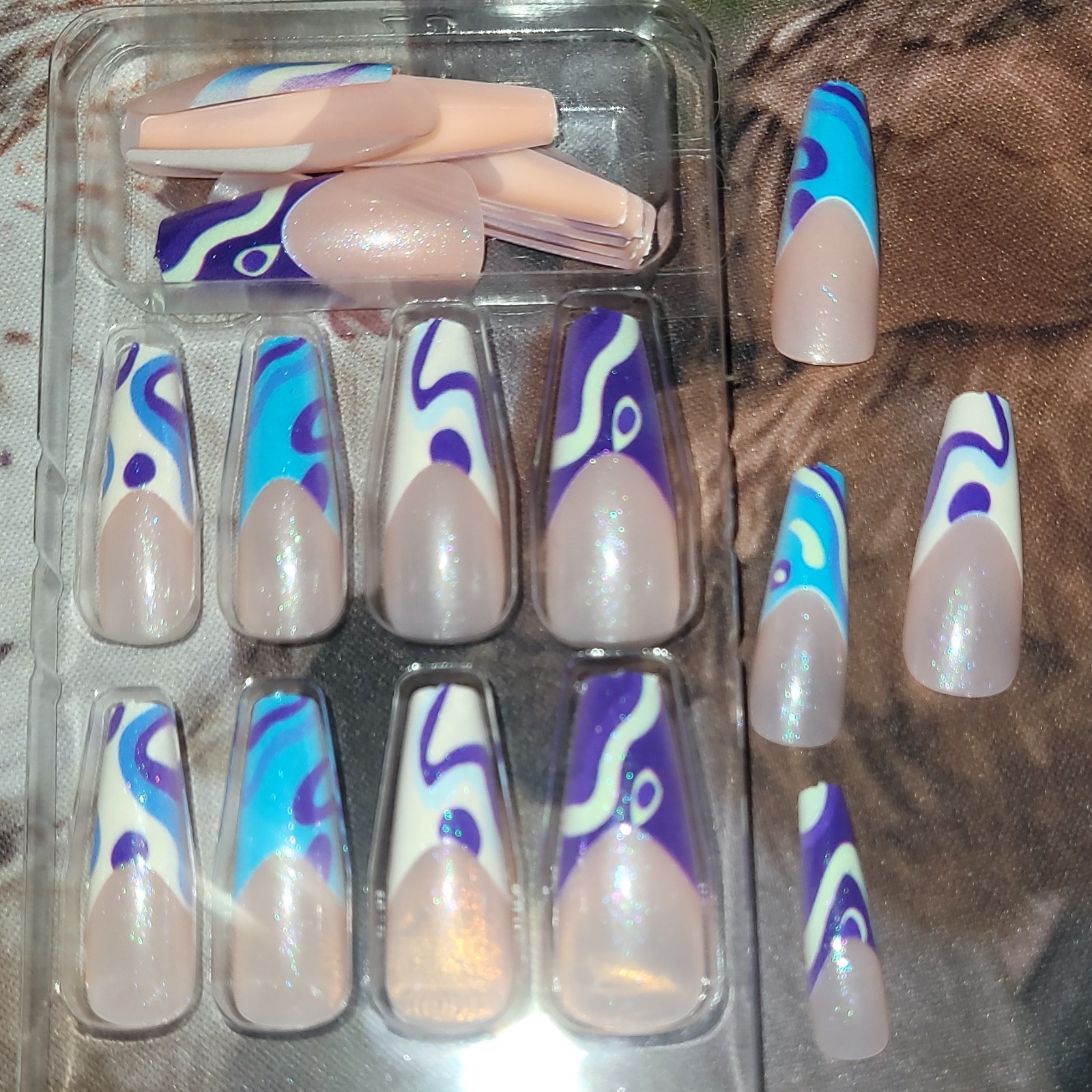Beautiful Nail Pre-Designed Press-On Nails Long Coffin Shiny Abstract Nude