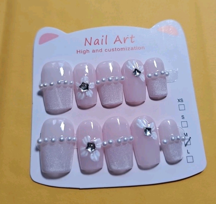 Nail Art 10PCS Short Medium Square Pink With Pearls & Gem Nails