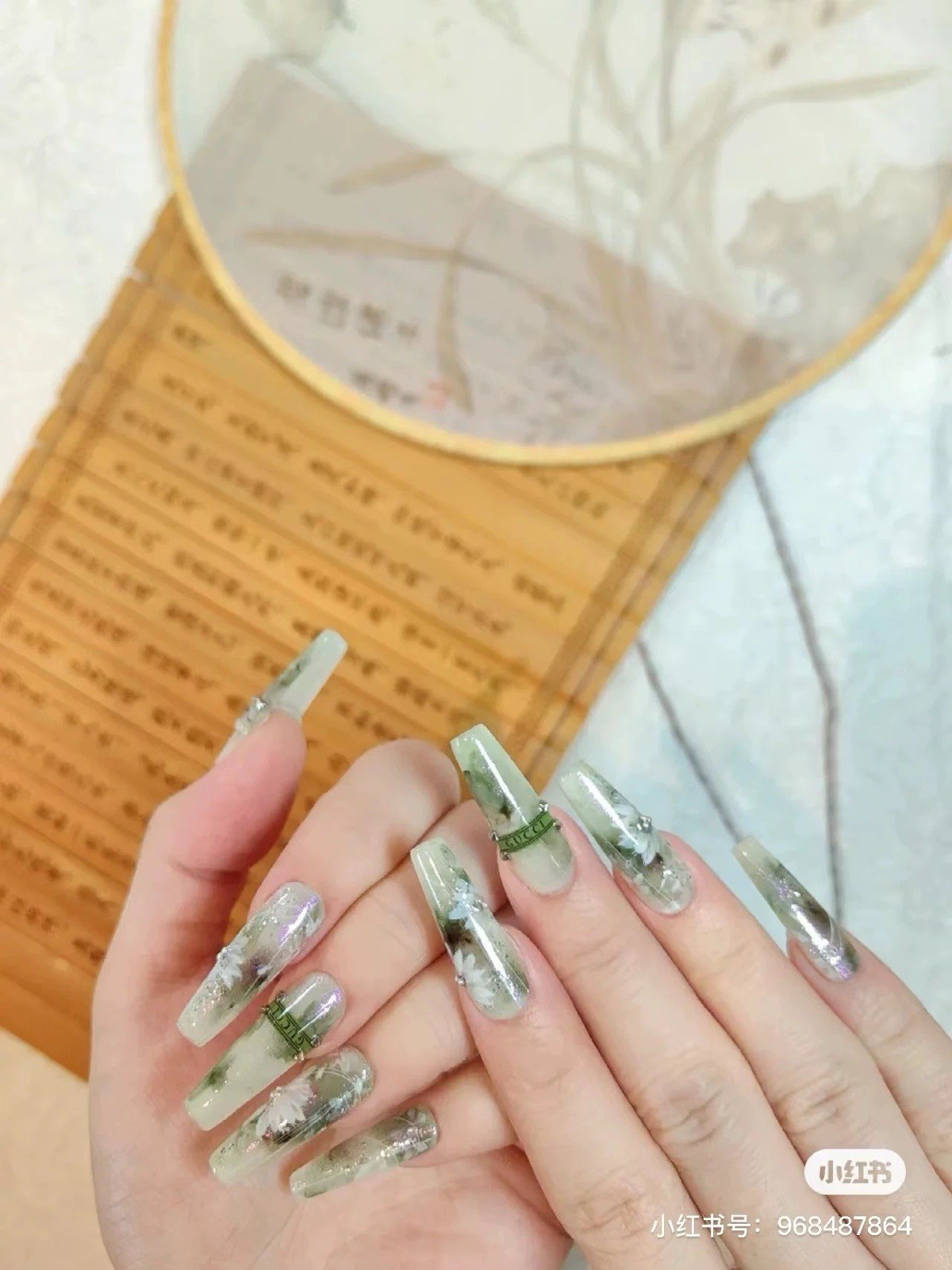 GUCCI D&G Green White 3D Shiny Coffin Press-On Nails Long Full Cover Floral, S