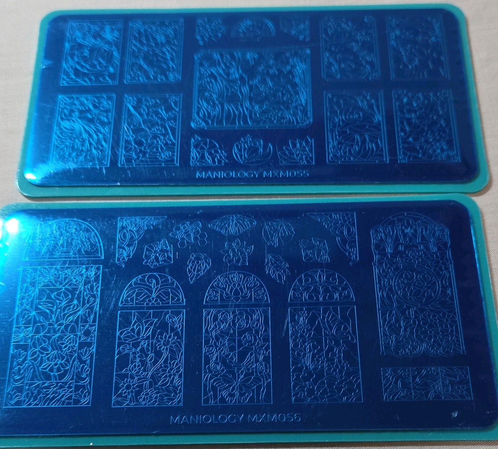 HTF Maniology nail stamping plates MXM055 MXM056 Set Stained Glass Window Animal