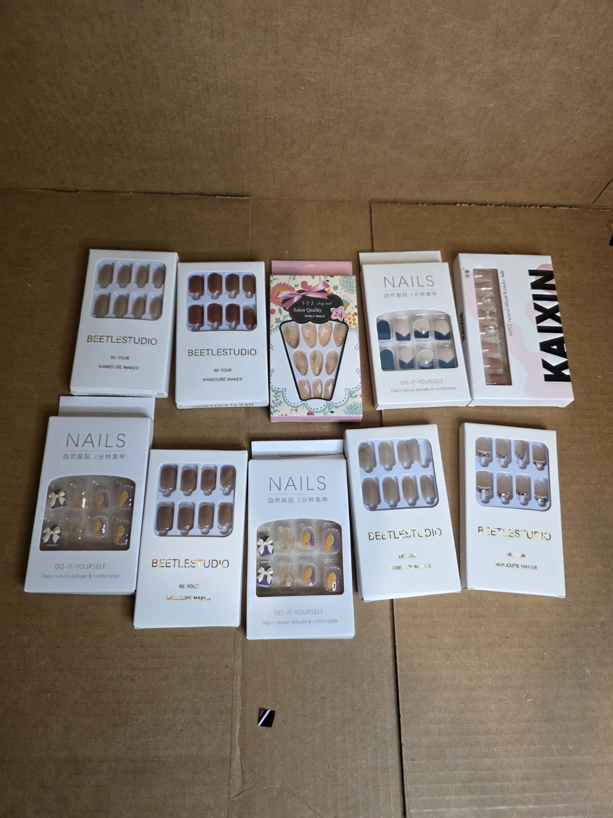 10 piece Press-On nail bundle