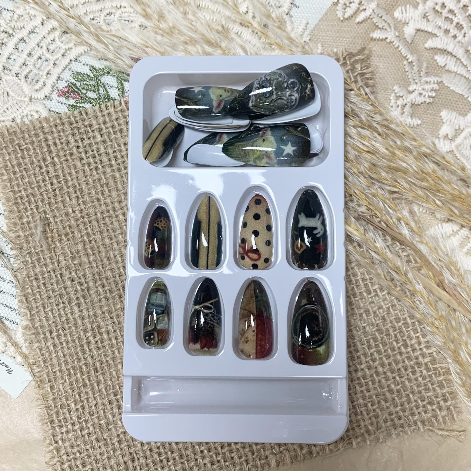 BABALAL Press on Nails Medium Almond Fake Colorful Anime Medium, BNX103