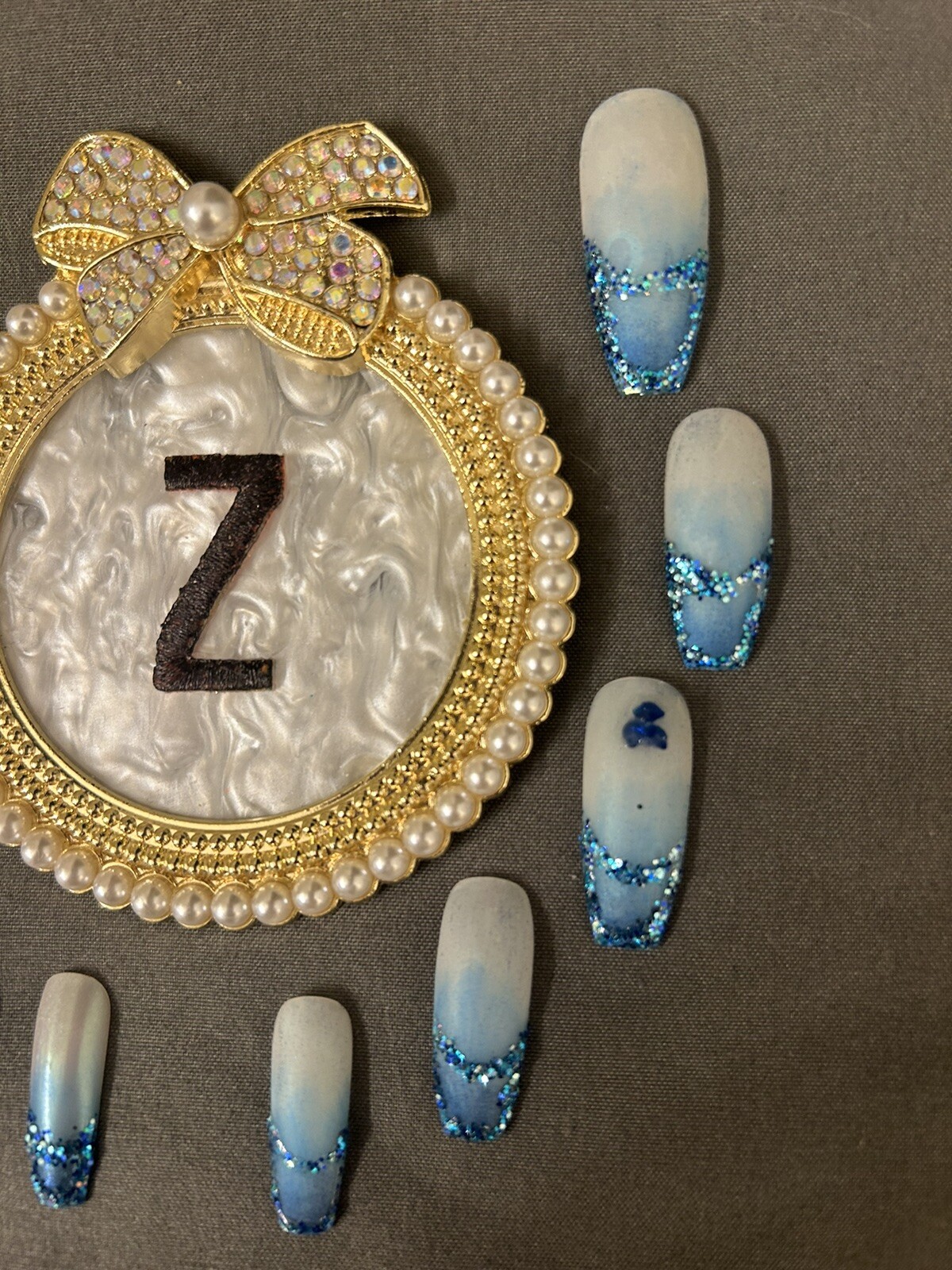 Z NAILZ! Gorgeous Set Of Handmade Blue Ombre’ L. Coffin W/glitter Press On Nails