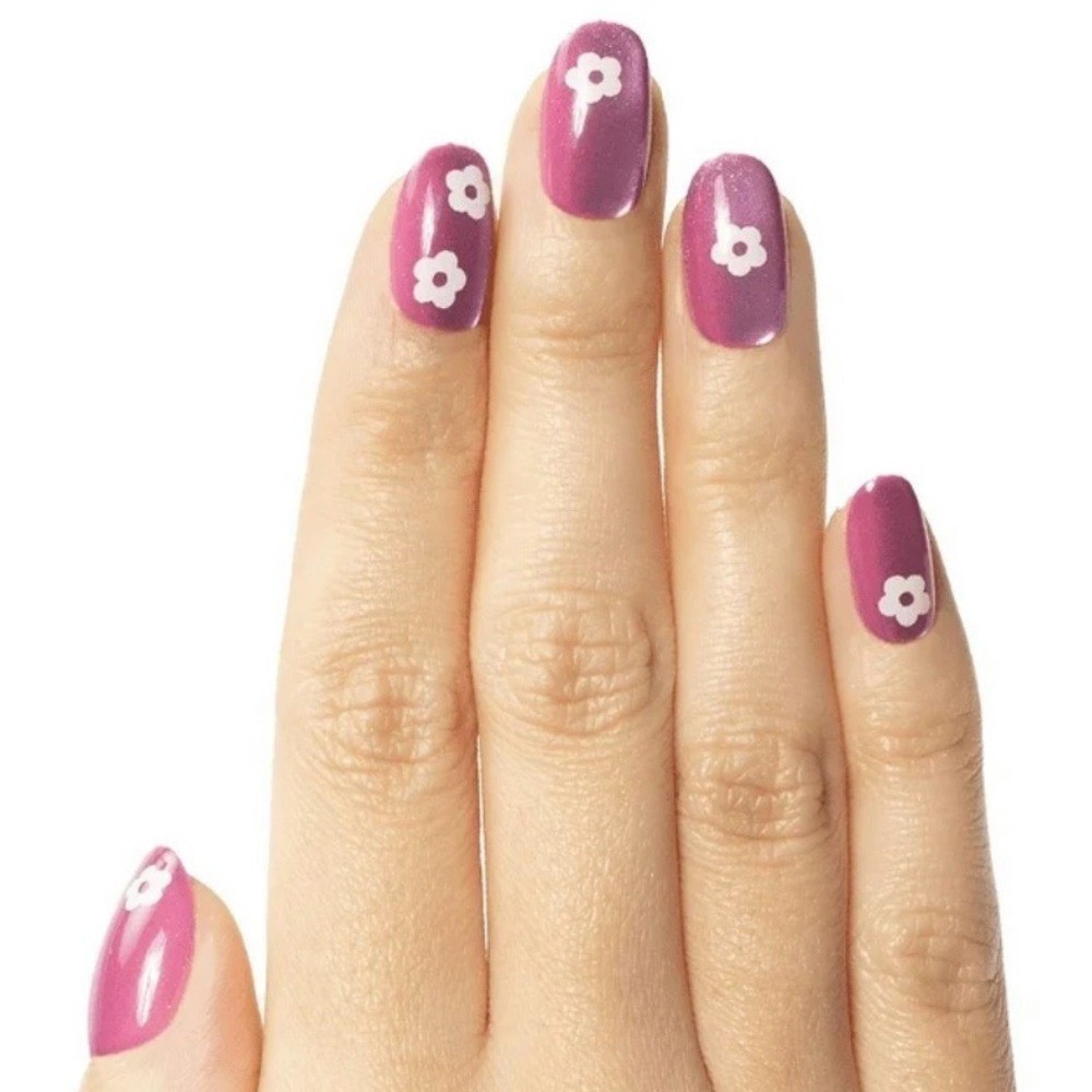 Olive & June Maximalist Instant Mani Press-On Nails – Sparkle Floral